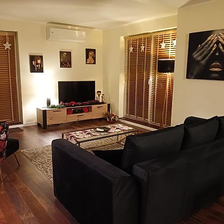 Apartament 80M2 Z 70M2 Tarasem -W Pelni Wyposazony - Wyjatkowe Centrum Miasta Włocławek Kültér fotó